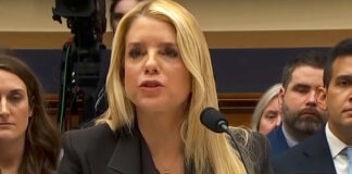 Trump despide a la fiscal general Pam Bondi; “hizo un trabajo extraordinario”, afirma Trump despide a la fiscal general Pam Bondi; "hizo un trabajo extraordinario", afirma