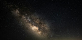 UNAM participa en descubrimiento de sistema planetario “inusual” a más de 100 años luz UNAM participa en descubrimiento de sistema planetario "inusual" a más de 100 años luz