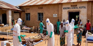 Atacan a tiros hospital que atiende casos de ébola en Congo; médicos desalojan a pacientes Atacan a tiros hospital que atiende casos de ébola en Congo; médicos desalojan a pacientes