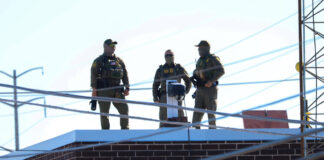 Aumentan las salidas voluntarias; inmigrantes enfrentan condiciones de detención deplorables Aumentan las salidas voluntarias; inmigrantes enfrentan condiciones de detención deplorables