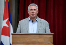 “Cuba tiene el derecho legítimo a defenderse de una arremetida bélica”: Miguel Díaz-Canel "Cuba tiene el derecho legítimo a defenderse de una arremetida bélica": presidente Miguel Díaz-Canel