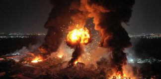 Explosión en fábrica de fuegos artificiales deja al menos 21 muertos en Hunan, China Explosión en fábrica de fuegos artificiales deja al menos 21 muertos en Hunan, China