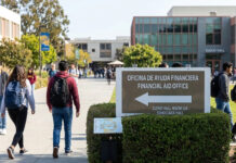 Colegios comunitarios de California detectan falsos estudiantes que roban ayuda financiera Colegios comunitarios de California detectan falsos estudiantes que roban ayuda financiera