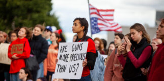El Senado de Minnesota aprueba el paquete de control de armas; pasa a la Cámara de Representantes El Senado de Minnesota aprueba el paquete de control de armas; pasa a la Cámara de Representantes