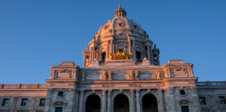 La Legislatura de Minnesota aprueba fondos para asistencia con alquileres e hipotecas La Legislatura de Minnesota aprueba fondos para asistencia con alquileres e hipotecas
