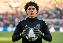 Memo Ochoa explica su rol de líder en la Selección Mexicana; rompe el silencio sobre las críticas Memo Ochoa explica su rol de líder en la Selección Mexicana; rompe el silencio sobre las críticas