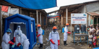 Brote de ébola se expande en el Congo; muertes se acercan a las 200 Brote de ébola se expande en el Congo; muertes se acercan a las 200