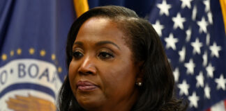 Corte Suprema de EEUU invalida despido de Lisa Cook que ordenó Donald Trump Corte Suprema de EEUU invalida despido de Lisa Cook que ordenó Donald Trump
