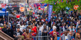 Tribunal Supremo de EEUU avala revocar amparo migratorio a 360 mil haitianos y sirios Tribunal Supremo de EEUU avala revocar amparo migratorio a 360 mil haitianos y sirios