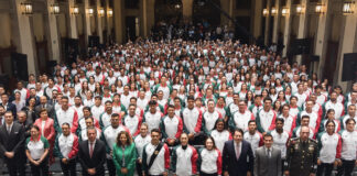 Sheinbaum abandera a atletas mexicanos para los Juegos Centroamericanos 2026 Claudia Sheinbaum abandera a atletas para los Juegos Centroamericanos 2026