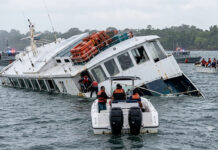 Vuelca ferry con 133 personas frente a Guyana; decenas están desaparecidas Vuelca ferry con 133 personas frente a Guyana; decenas están desaparecidas