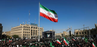 Representantes de Hamas y Hezbolá asisten al funeral de Alí Jamenei en Irán Representantes de Hamas y Hezbolá asisten al funeral de Alí Jamenei en Irán
