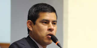 Keiko Fujimori nombra a Luis Galarreta como primer ministro de Perú Keiko Fujimori nombra a Luis Galarreta como primer ministro de Perú