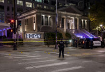 Nueve heridos en un tiroteo masivo a las afueras de una discoteca de Minneapolis Nueve heridos en un tiroteo masivo a las afueras de una discoteca de Minneapolis