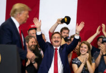 Donald Trump respalda a Mike Lindell para gobernador de Minnesota Donald Trump respalda a Mike Lindell para gobernador de Minnesota