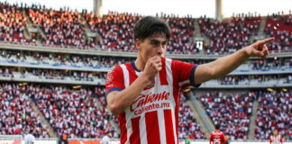 ‘Hormiga’ González se despide de las Chivas al borde de las lágrimas: “Los quiero” 'Hormiga' González se despide de las Chivas al borde de las lágrimas: "Los quiero mucho"