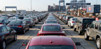 Canadá contraataca con aranceles de entre 15% y 50% a productos de EEUU Canadá contraataca con aranceles de entre 15% y 50% a productos de EEUU