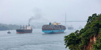 Canal de Panamá reduce tránsito diario a sólo 32 buques, para enfrentar a “El Niño” Canal de Panamá reduce tránsito diario a sólo 32 buques, para enfrentar a "El Niño"