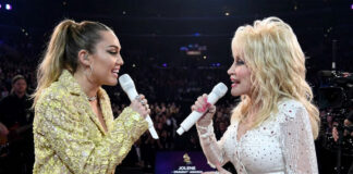 Miley Cyrus se despide de su ‘tía’ Dolly Parton: “Ahora tengo un ángel a mi lado” Miley Cyrus se despide de su 'tía' Dolly Parton: "Ahora tengo un ángel a mi lado"