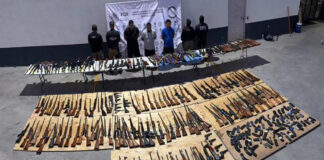 Detienen a tres sujetos en NL por transportar un arsenal de 210 armas desde Texas Detienen a tres sujetos en NL por transportar un arsenal de 210 armas desde Texas