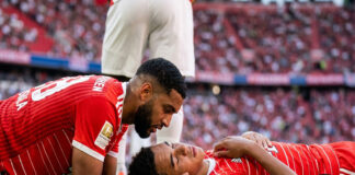 Jamal Musiala se desploma en partido del Bayern Munich y causa preocupación Jamal Musiala se desploma en partido del Bayern Munich y causa preocupación