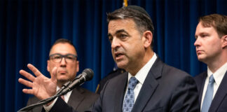 Dan cadenas perpetuas al asesino de la legisladora demócrata Melissa Hortman y su esposo Dan cadenas perpetuas al asesino de la legisladora demócrata Melissa Hortman y su esposo