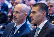 Jefe de la DEA, Terry Cole, y el secretario de Seguridad Omar García Harfuch se desviven en elogios Jefe de la DEA, Terry Cole, y el secretario de Seguridad Omar García Harfuch se desviven en elogios