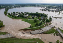 Fallecen 5 personas tras inundaciones en Indiana; evacúan a cientos de personas Fallecen 5 personas tras inundaciones en Indiana; evacúan a cientos de personas