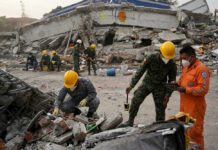 Colombia sigue buscando bajo los escombros; hay pocas esperanzas de hallar sobrevivientes Colombia remueve los escombros que dejó el terremoto; hay pocas esperanzas de hallar sobrevivientes