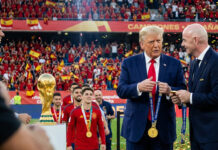 Donald Trump ve como “un terrible error” que Infantino salga de la FIFA Donald Trump ve como "un terrible error" que Infantino salga de la FIFA