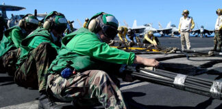Trump niega que condiciones de vida a bordo del USS Abraham Lincoln sean preocupantes Trump niega que condiciones de vida a bordo del USS Abraham Lincoln sean preocupantes