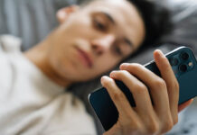 Reino Unido prohíbe acceso a menores de 16 años a las redes sociales; “los hacen infelices” Reino Unido prohíbe acceso a menores de 16 años a las redes sociales; "los hacen infelices"