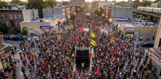 Reportan tres personas apuñaladas en Nueva York; ocurrió antes del Carnival Parade Reportan tres personas apuñaladas en Nueva York; ocurrió antes del Carnival Parade