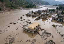 Suben a mil 225 los muertos por riada en Nepal; aún hay 4 mil 757 desaparecidos Suben a mil 225 los muertos por riada en Nepal; aún hay 4 mil 757 desaparecidos