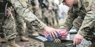 Ejército de Estados Unidos se alista para una posible acción militar en Cuba: CBS Ejército de Estados Unidos se alista para una posible acción militar en Cuba: CBS