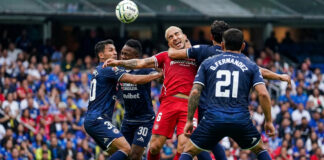 Liga MX: Cruz Azul empata 3-3 en el último momento con los Diablos Rojos del Toluca Liga MX: Cruz Azul empata 3-3 en el último momento con los Diablos Rojos del Toluca