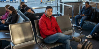 Acusan a migrante venezolano baleado por ICE de agredir a agente; enfrentaría 20 años de cárcel Acusan a migrante venezolano baleado por ICE de agredir a agente; enfrentaría 20 años de cárcel