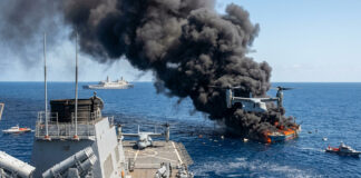 Barcos ecuatorianos hundidos por EEUU abastecían a narcolanchas, dice jefe militar Barcos ecuatorianos hundidos por EEUU abastecían a narcolanchas, dice jefe militar