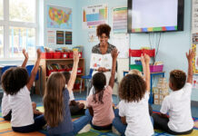 EEUU propone retirar la exención de impuestos a escuelas privadas por motivos “raciales” EEUU propone retirar la exención de impuestos a escuelas privadas por motivos "raciales"