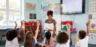EEUU propone retirar la exención de impuestos a escuelas privadas por motivos “raciales” EEUU propone retirar la exención de impuestos a escuelas privadas por motivos "raciales"