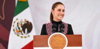 “Sí tenemos problemas, pero los resolvemos los mexicanos”, dice Claudia Sheinbaum “Sí tenemos problemas”, pero los resolvemos los mexicanos, dice Claudia Sheinbaum