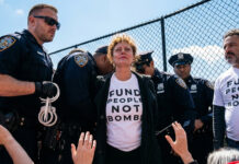 Detienen a Susan Sarandon durante protesta contra Netanyahu en Nueva York Detienen a Susan Sarandon durante protesta contra Netanyahu en Nueva York