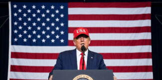 Donald Trump asegura en mitin que EEUU se acerca a “un gran acuerdo” con México Donald Trump asegura en mitin que EEUU se acerca a "un gran acuerdo" con México