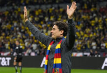 Pachuca arruina la fiesta de Memo Ochoa y enciende las alarmas en el liderato del América Guillermo Ochoa es homenajeado en el Estadio Banorte; Pachuca arruina el festejo