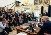 Juez prorroga hasta el lunes la suspensión al veto de Trump a CNN, MS NOW y Politico Juez prorroga hasta el lunes la suspensión al veto de Trump a CNN, MS NOW y Politico