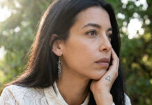 “La política de EEUU nos ha afectado”, dice la actriz mexicana Stephanie Sigman "La política de EEUU nos ha afectado", dice la actriz mexicana Stephanie Sigman